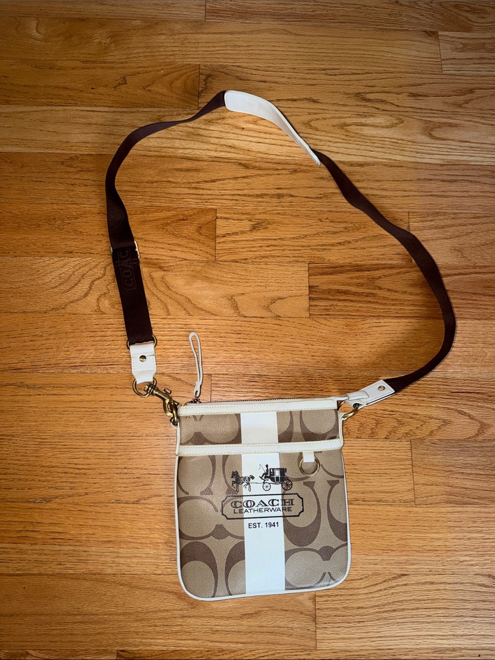 Coach Heritage Stripe Swingpack Crossbody Style No. CO6Q-40924